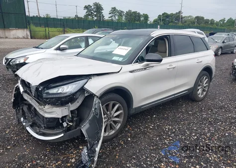 2022 Lincoln Corsair Standard z USA, uszkodzony, nr VIN 5LMCJ1D95NUL34834